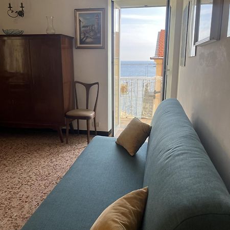 Casa Del Sole Affacciato Sul Mare Apartment Cervo Bagian luar foto