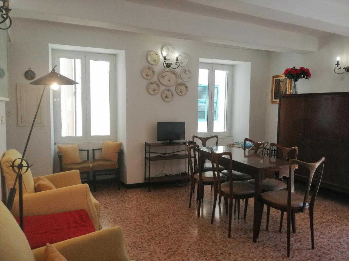 Casa Del Sole Affacciato Sul Mare Apartment Cervo Bagian luar foto
