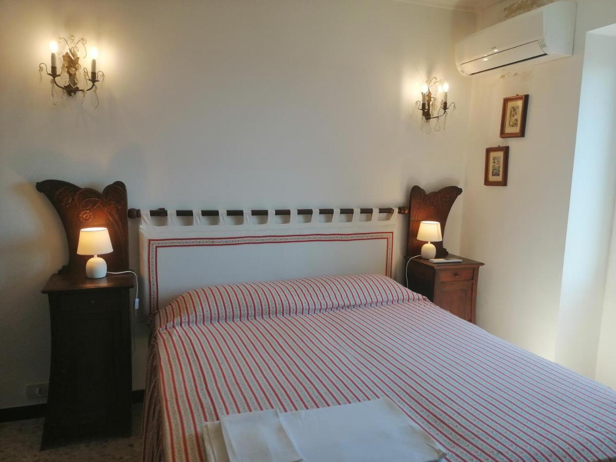 Casa Del Sole Affacciato Sul Mare Apartment Cervo Bagian luar foto